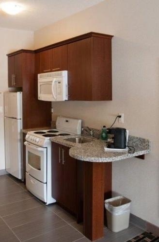 Western Star Inn And Suites Carlyle エクステリア 写真