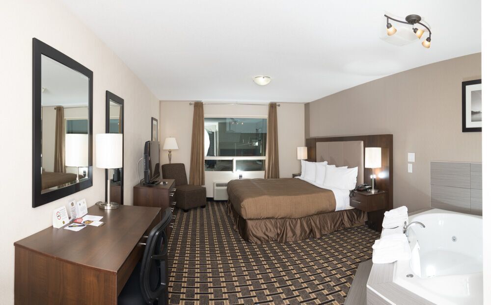 Western Star Inn And Suites Carlyle エクステリア 写真